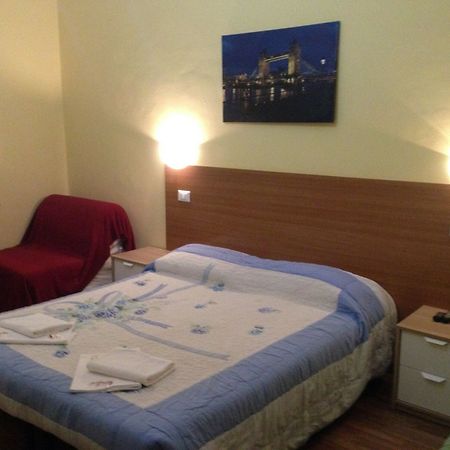 Bed and Breakfast Le Charme House 2 Rzym Zewnętrze zdjęcie